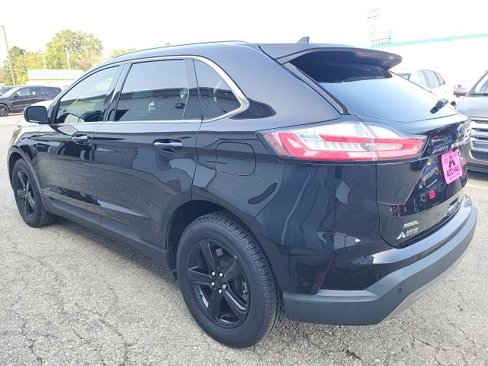 Used 2021 Ford Edge SEL w/ Convenience Package image 9