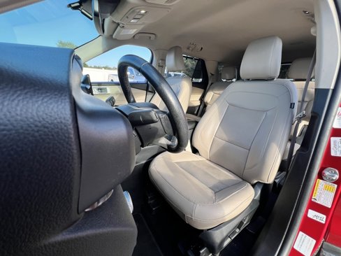 Used 2021 Ford Explorer Limited image 10