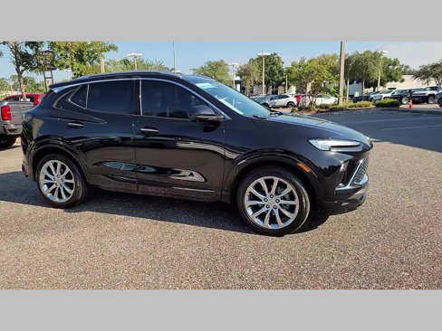 Used 2024 Buick Encore GX Avenir w/ Avenir Technology Package image 30
