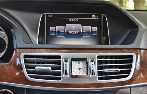 Used 2016 Mercedes-Benz E 350 4MATIC Sedan image 35