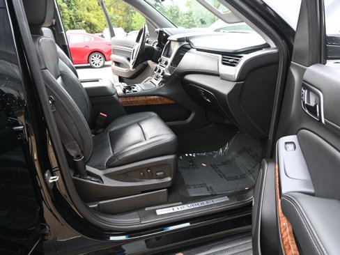 Used 2016 Chevrolet Suburban LTZ image 25