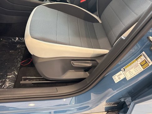 New 2025 Volkswagen Taos S image 19