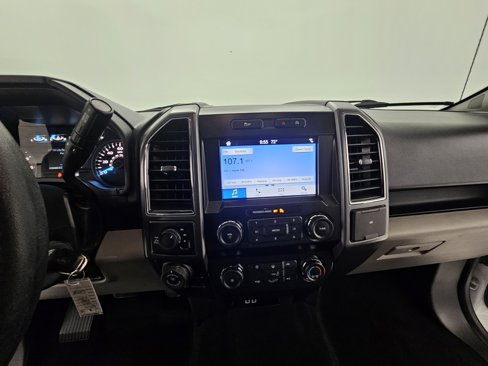 Used 2019 Ford F150 XLT w/ Trailer Tow Package image 15