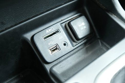 Used 2016 Jeep Cherokee Sport image 30