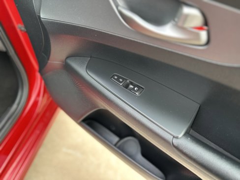 Used 2021 Kia Forte LXS image 30