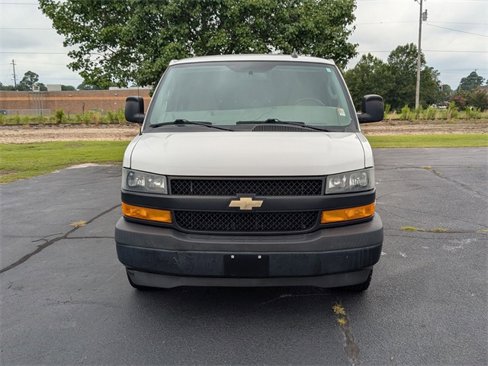 Used 2020 Chevrolet Express 2500 image 8