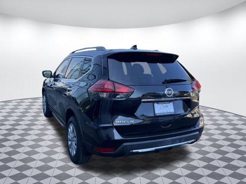 Used 2017 Nissan Rogue S w/ S Appearance Package image 5