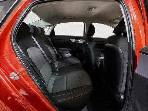 Used 2022 Kia Forte LXS w/ LXS Technology Package image 22
