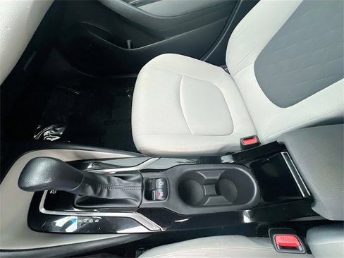 Used 2022 Toyota Corolla LE image 15