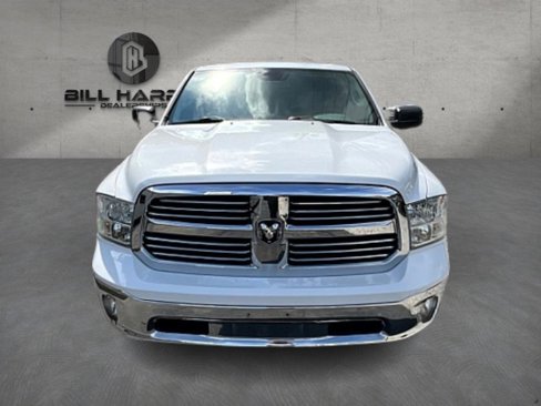 Used 2015 RAM 1500 SLT image 2
