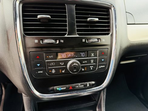 Used 2019 Dodge Grand Caravan GT image 13