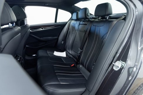 Used 2019 BMW 530i xDrive image 26