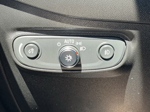 Used 2020 Chevrolet Equinox LT w/ Driver Convenience Package image 58