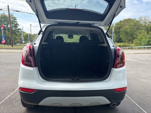 Used 2021 Buick Encore Preferred w/ Safety Package image 15