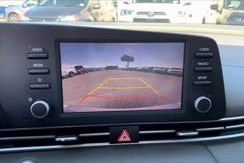 Used 2023 Hyundai Elantra SEL image 25