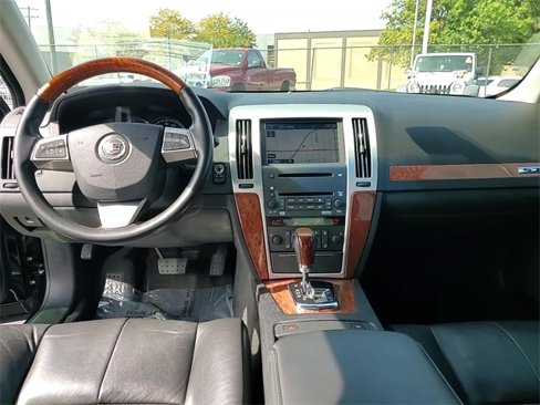 Used 2011 Cadillac STS Luxury image 12