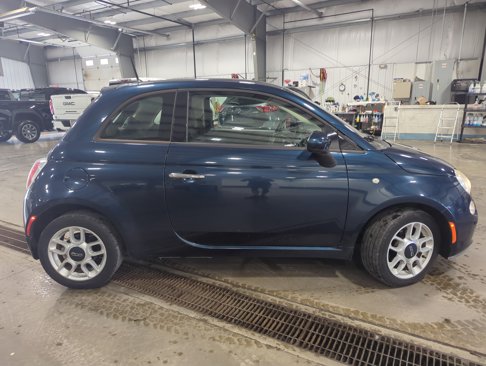 Used 2015 FIAT 500 Pop image 2