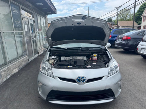 Used 2015 Toyota Prius Four image 7
