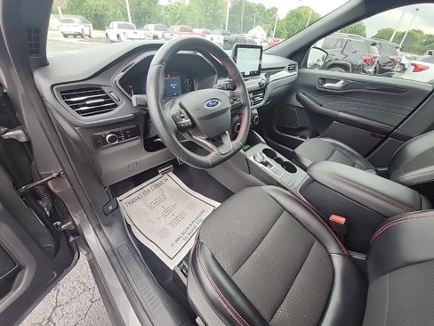 Used 2023 Ford Escape ST-Line image 14