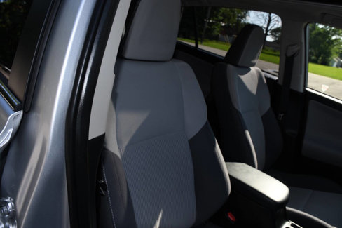 Used 2015 Toyota RAV4 XLE image 22