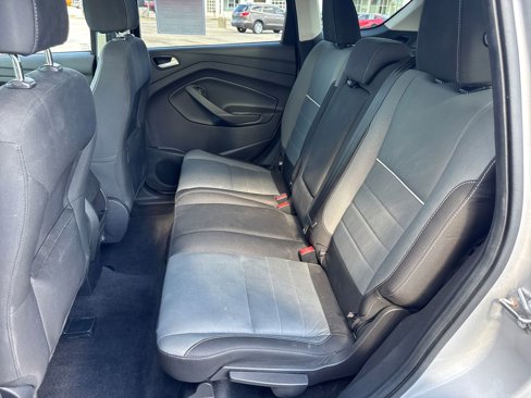 Used 2015 Ford Escape SE image 27