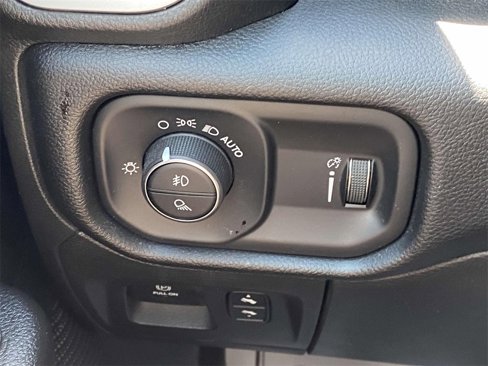 Used 2022 RAM 1500 Big Horn image 34