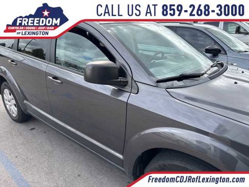 Used 2018 Dodge Journey SE image 1