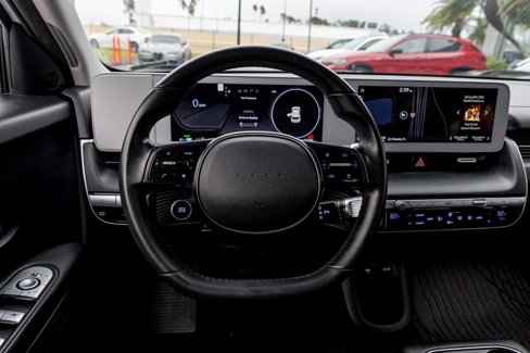 Used 2022 Hyundai Ioniq 5 SE image 30