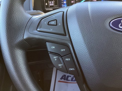 Used 2024 Ford Edge SE image 31