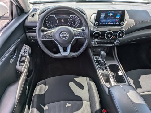 Used 2024 Nissan Sentra SV image 15