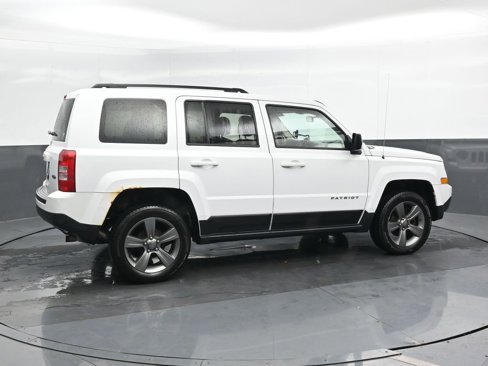 Used 2015 Jeep Patriot High Altitude image 2