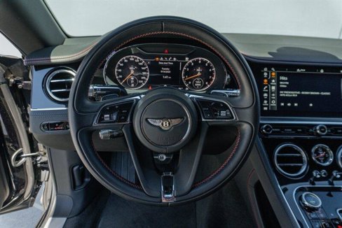 Used 2020 Bentley Continental GT V8 image 57