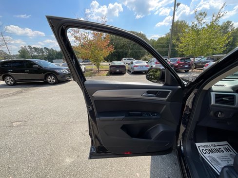 Used 2018 Volkswagen Atlas S image 39