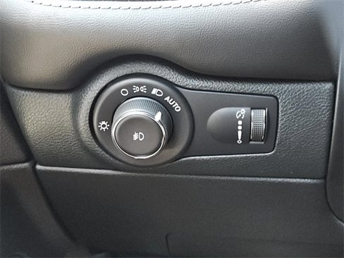 Used 2022 Dodge Durango GT image 16