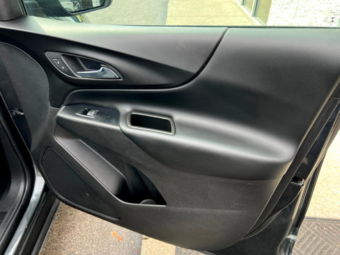 Used 2019 Chevrolet Equinox LT image 18