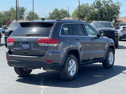 Used 2017 Jeep Grand Cherokee Laredo w/ Quick Order Package 2BE image 8