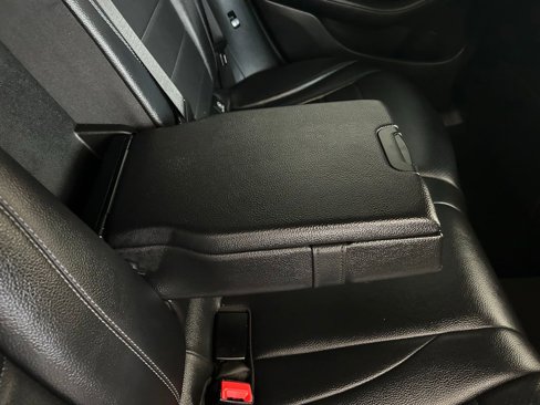Used 2018 Mercedes-Benz GLC 300 image 16