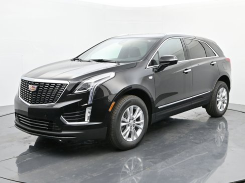New 2025 Cadillac XT5 Luxury image 1
