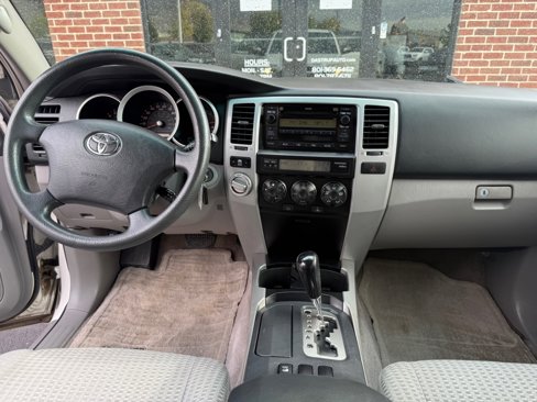 Used 2006 Toyota 4Runner SR5 image 14