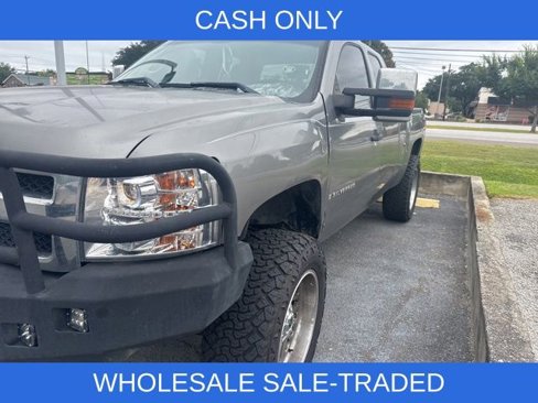 Used 2008 Chevrolet Silverado 1500 LT w/ Safety Package image 3