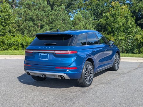 Used 2021 Lincoln Corsair Reserve image 5