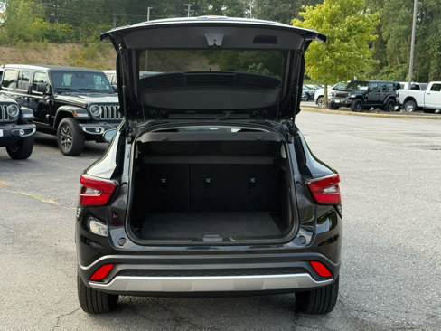 Used 2024 Chevrolet Trax LT image 10