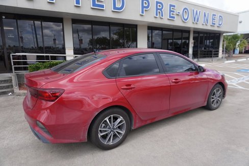 Used 2022 Kia Forte LXS image 1