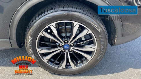 Used 2021 Ford Escape SE w/ SE Sport Appearance Package image 12