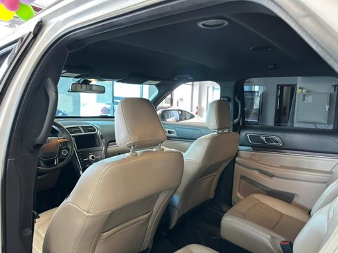 Used 2019 Ford Explorer Limited w/ Ford Safe & Smart Package image 36