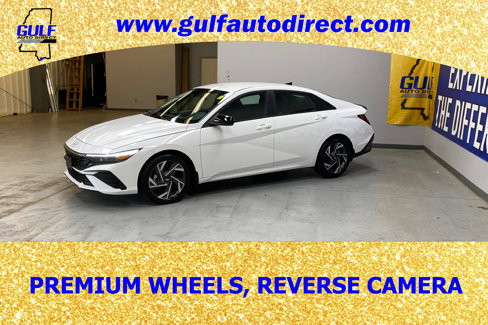 Used 2025 Hyundai Elantra Sport image 5