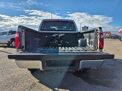 Used 2010 Ford F250 XLT image 5