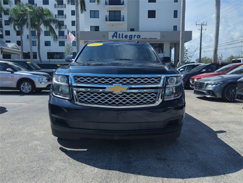 Used 2017 Chevrolet Tahoe LT image 3