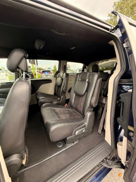 Used 2017 Dodge Grand Caravan SXT image 14
