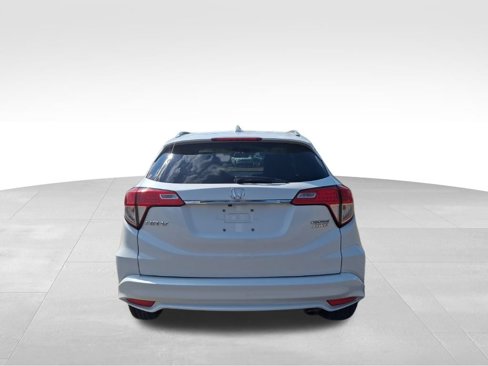 Used 2019 Honda HR-V Touring image 9